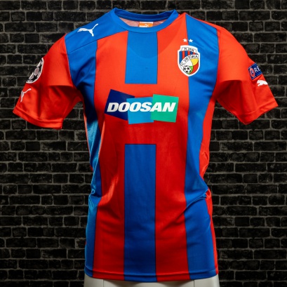 Hraný zápasový dres FC Viktoria Plzeň - sezóna 2013-2014 - Daniel Kolář - Champions League - přední strana